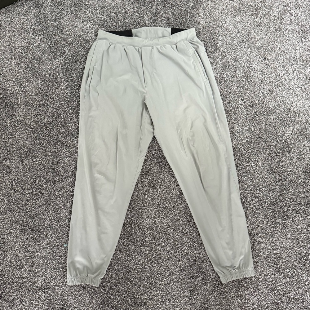 lululemon athletica Joggers in excellent condition